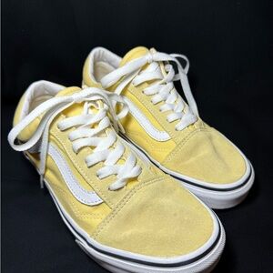 EUC Vans Old Skool Classic Yellow Canvas Suede Sneakers Mens 6 Women’s 7.5